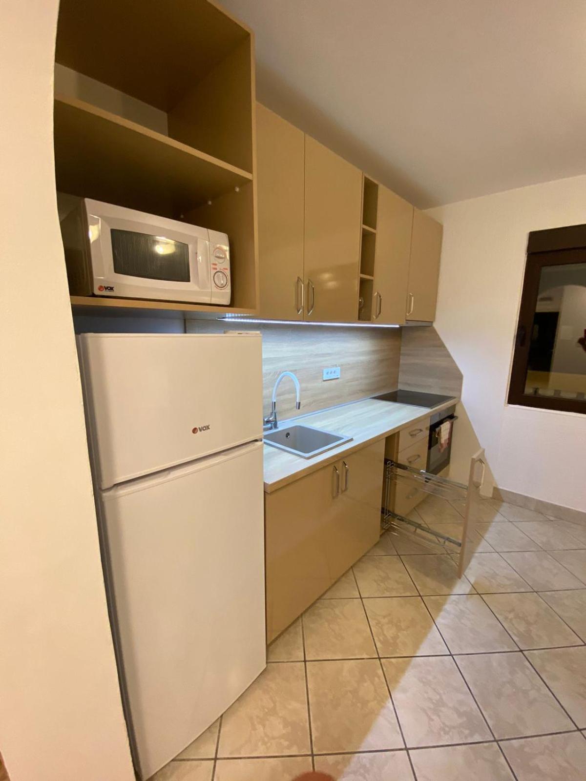 Apartmani Lime Petrovac Exterior foto